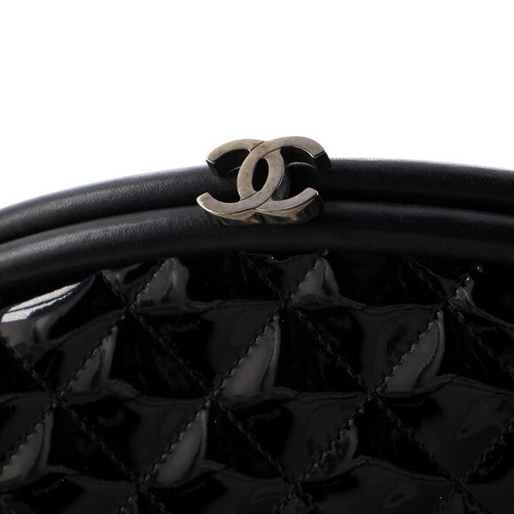 Chanel Timeless Clutch Quilted Patent Black - Picture 7 of 11